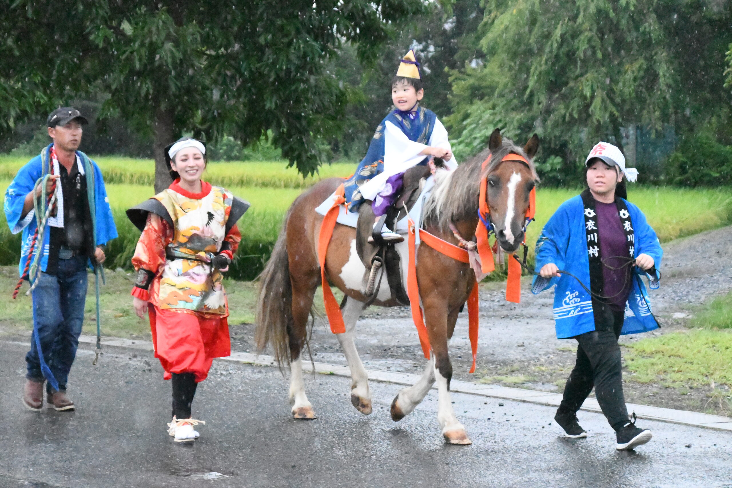 ころもがわ祭り 歴史の里　活気満ちる