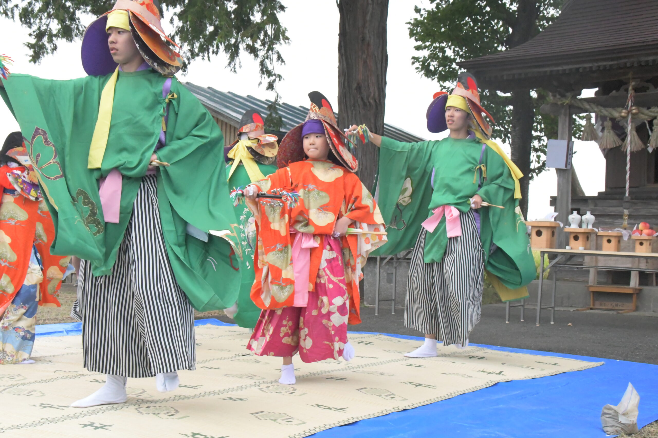 北下幅神楽にニューフェース　例大祭で初演舞、堂々