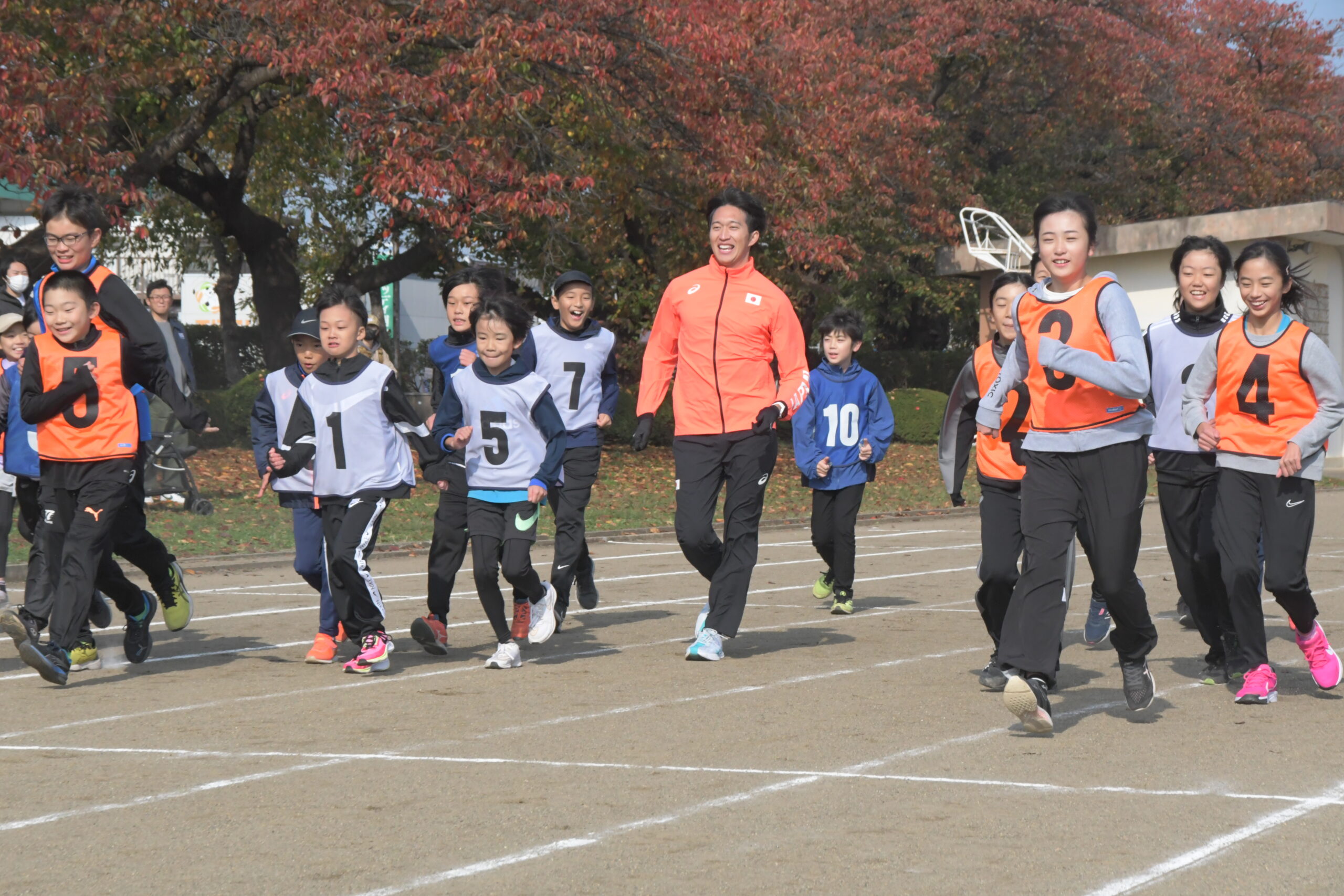 すごいぞ！トップアスリート（パリ五輪・競歩　高橋和生選手が陸上教室）