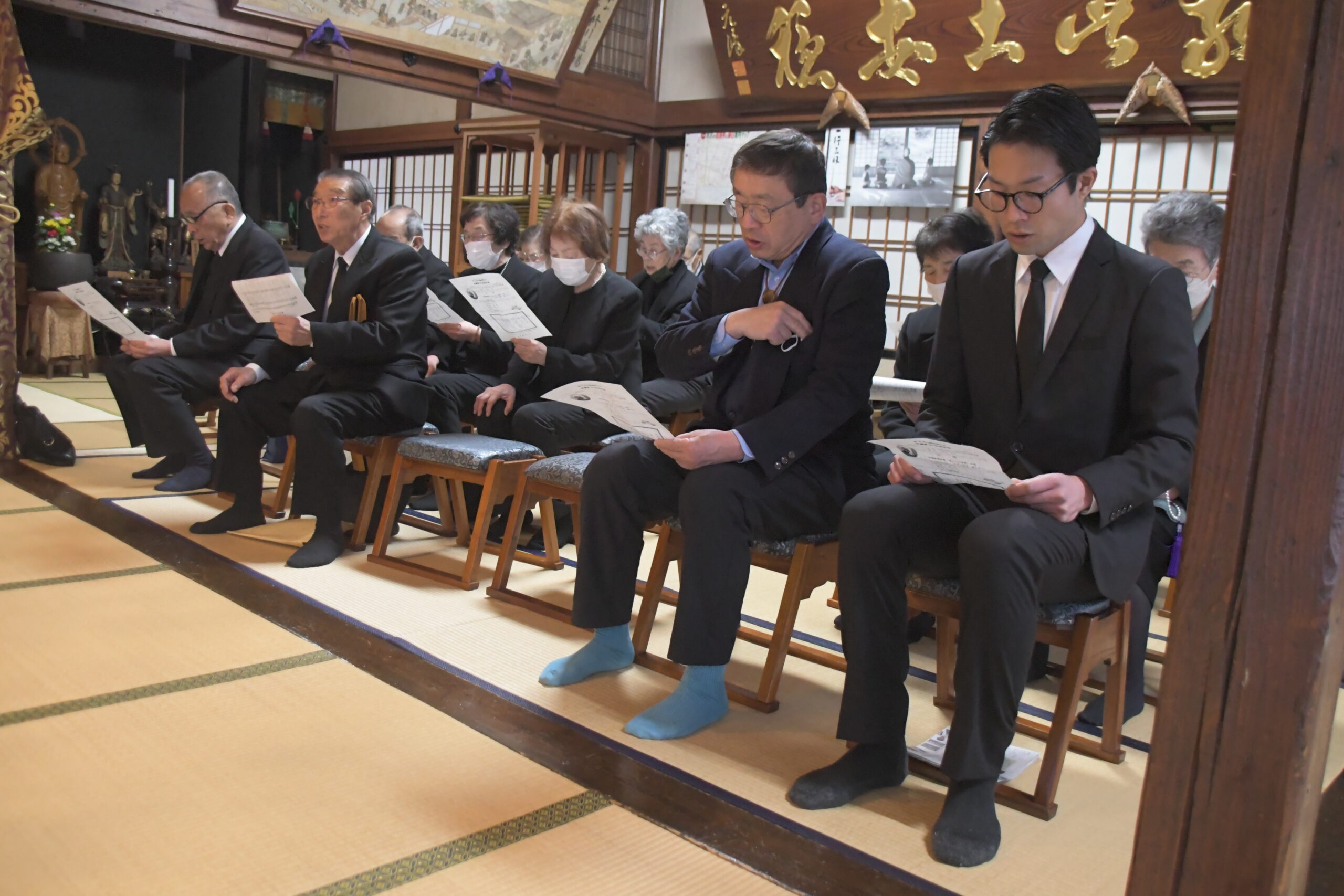 心動かした「自力更生」　神奈川から斎藤實法要に参列