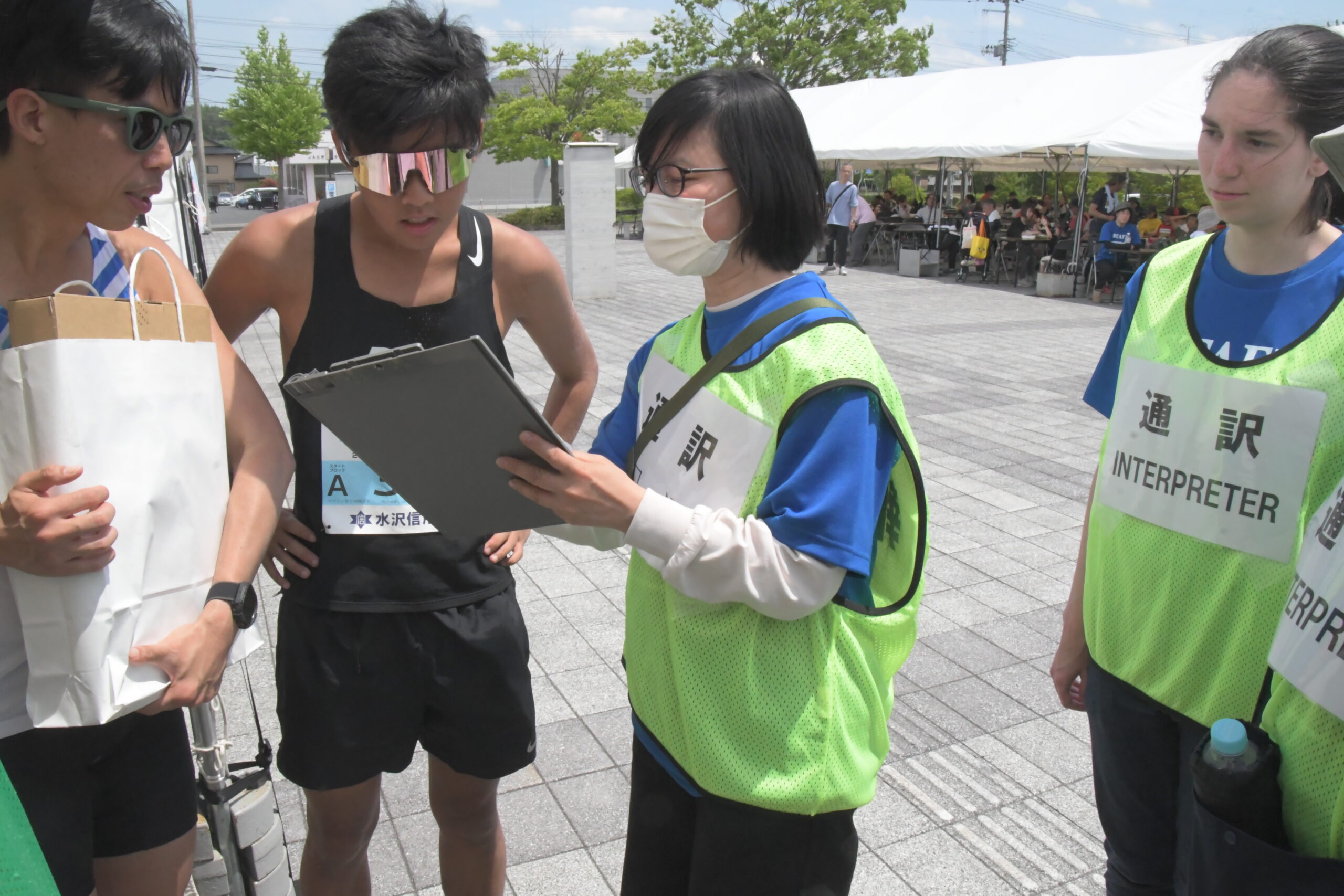 きらめきマラソン 沿道の市民おもてなし あっと驚く応援も登場
