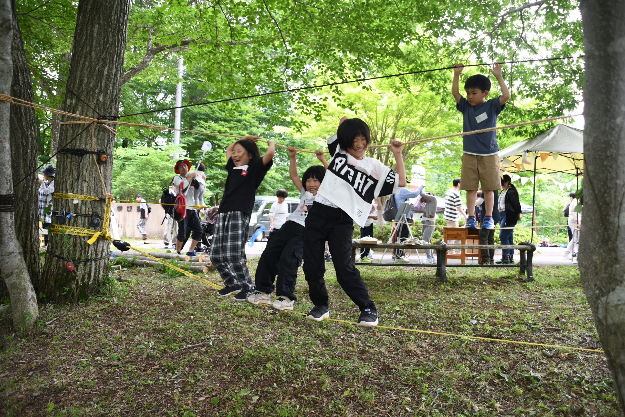遊び満喫　森林身近に、22日までフェスティバル初開催（金ケ崎・千貫石森林公園）