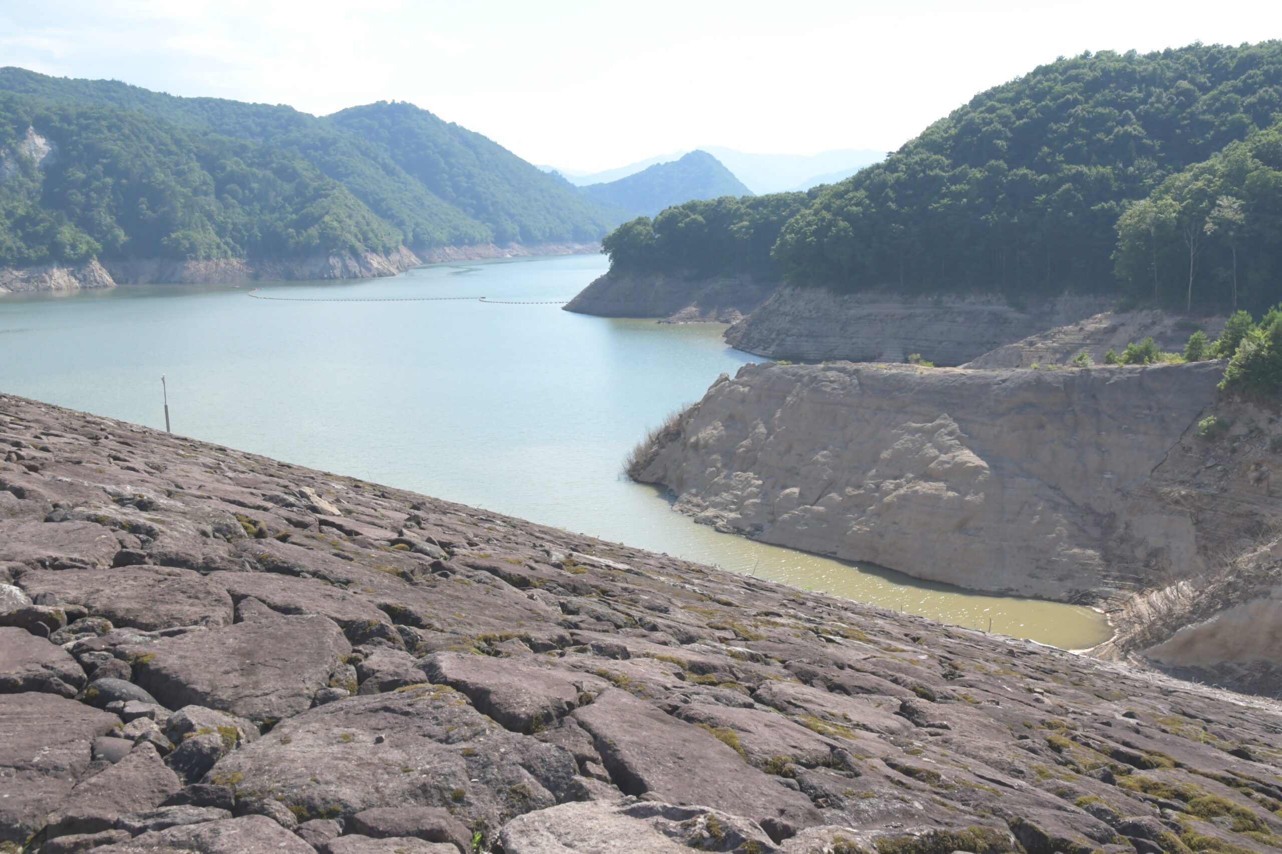胆沢ダム 少雨影響し貯水位急減 7月下旬では過去最低、国交省東北整備局が対策本部
