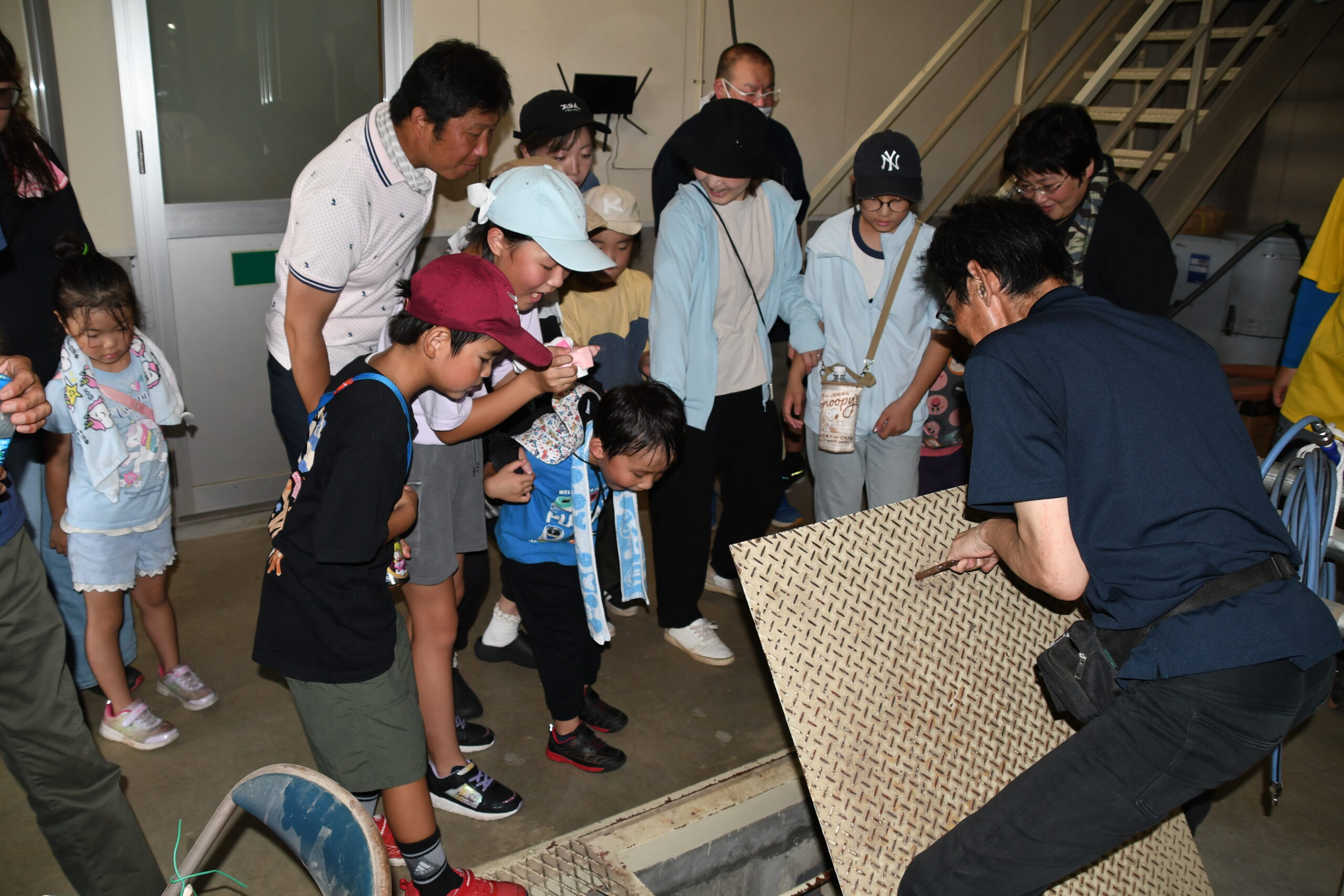 次代へつなぐ農業文化  いさわ南部と地元団体協力  親子で地域のお宝探検