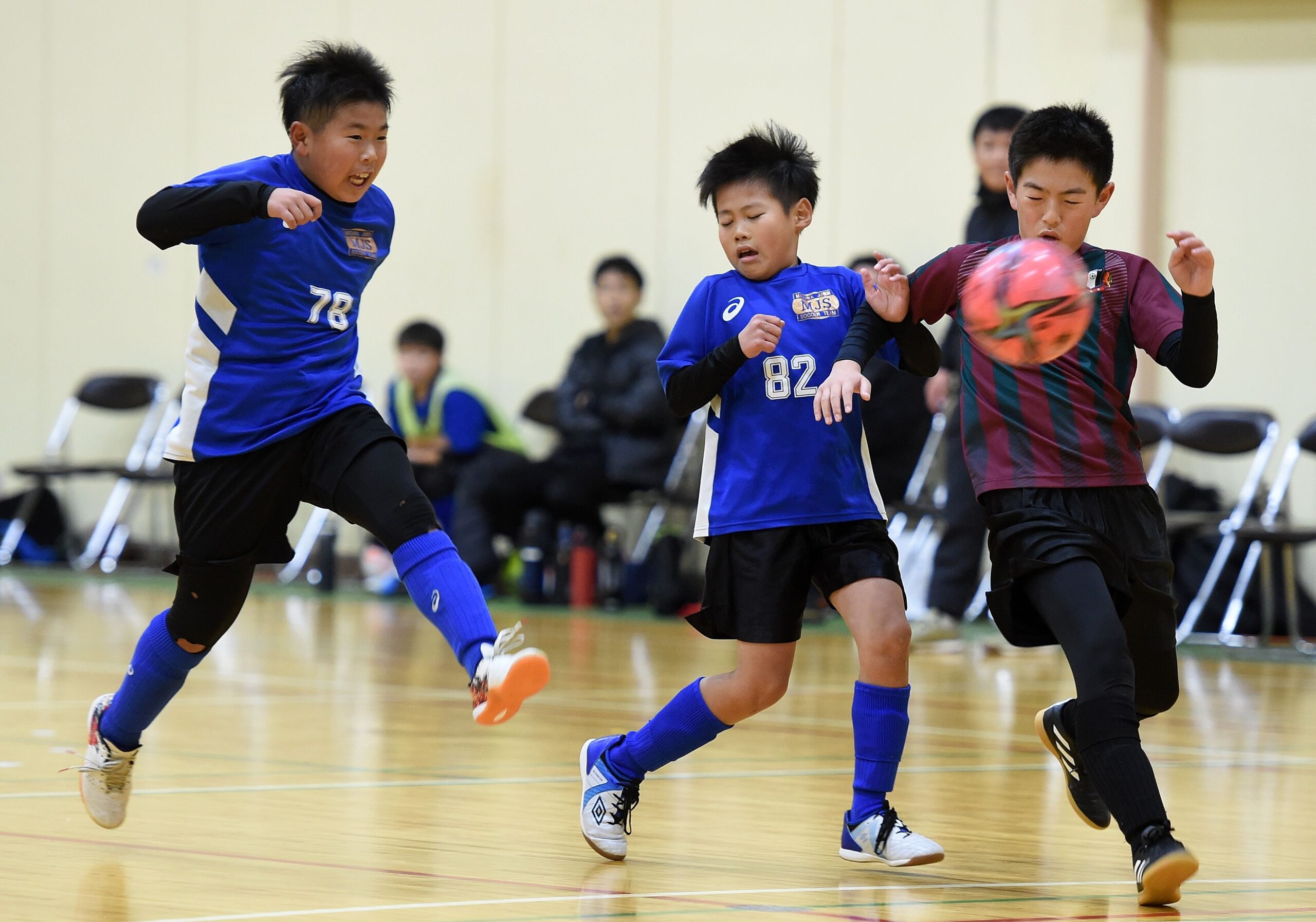 ◎スポーツHP版＝12/24付　「県高校選抜インドアソフトテニス　女子個人優勝」など