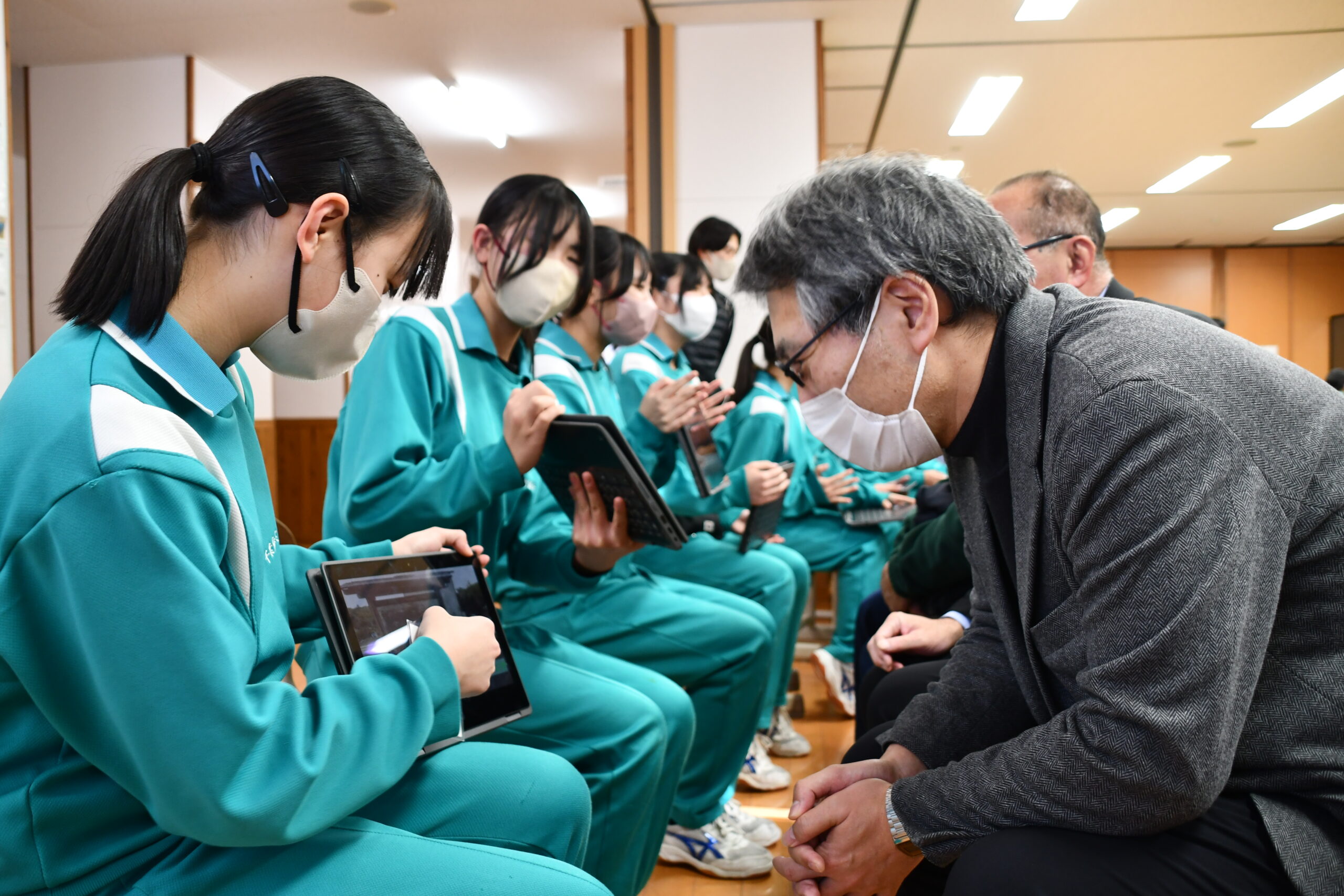 衣川の景観を未来へ　市主催シンポで中学生が学習通じ発信