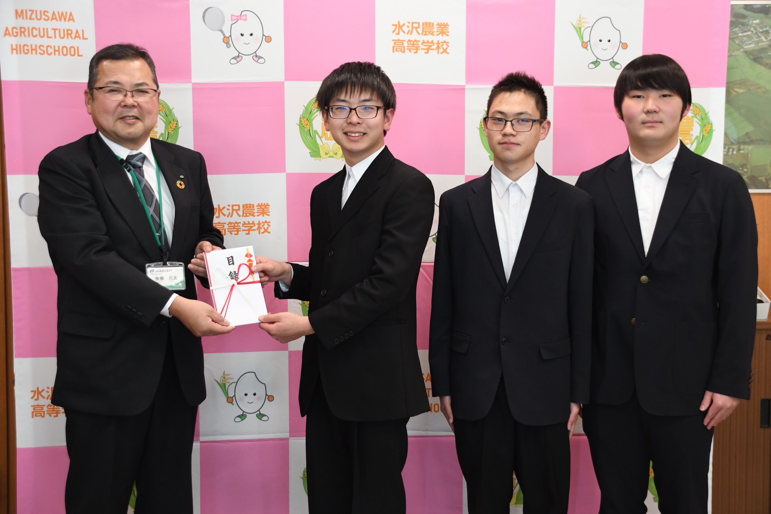 水沢農高  和牛甲子園へいざ 手塩に育てた２頭出品