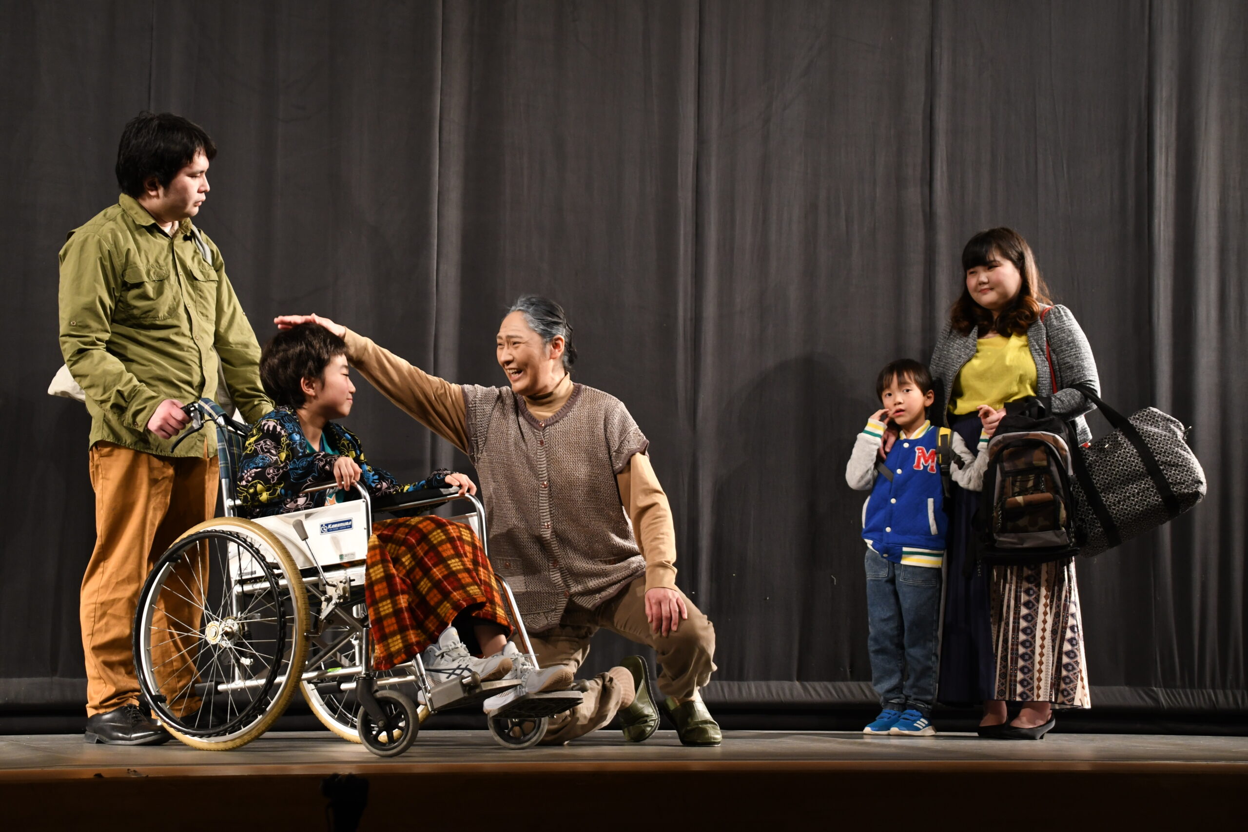 第２５回奥州前沢劇場「螢の歌」 友情の尊さ描いた家族愛