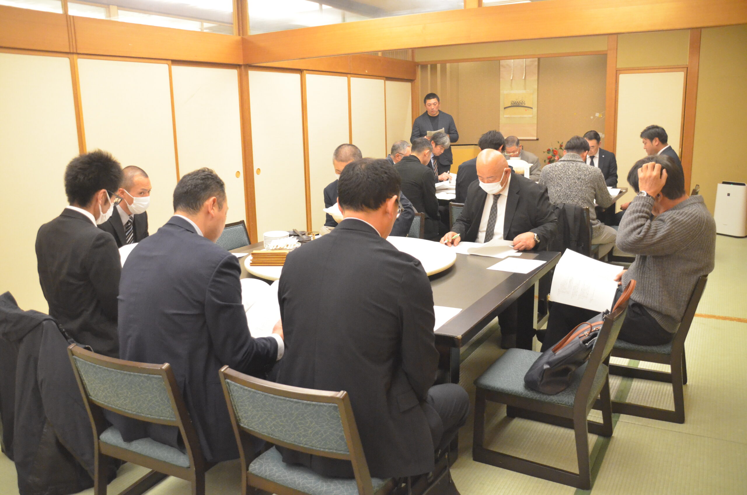 奥州市内　野球少年４割減、 直近10年間で423人→242人