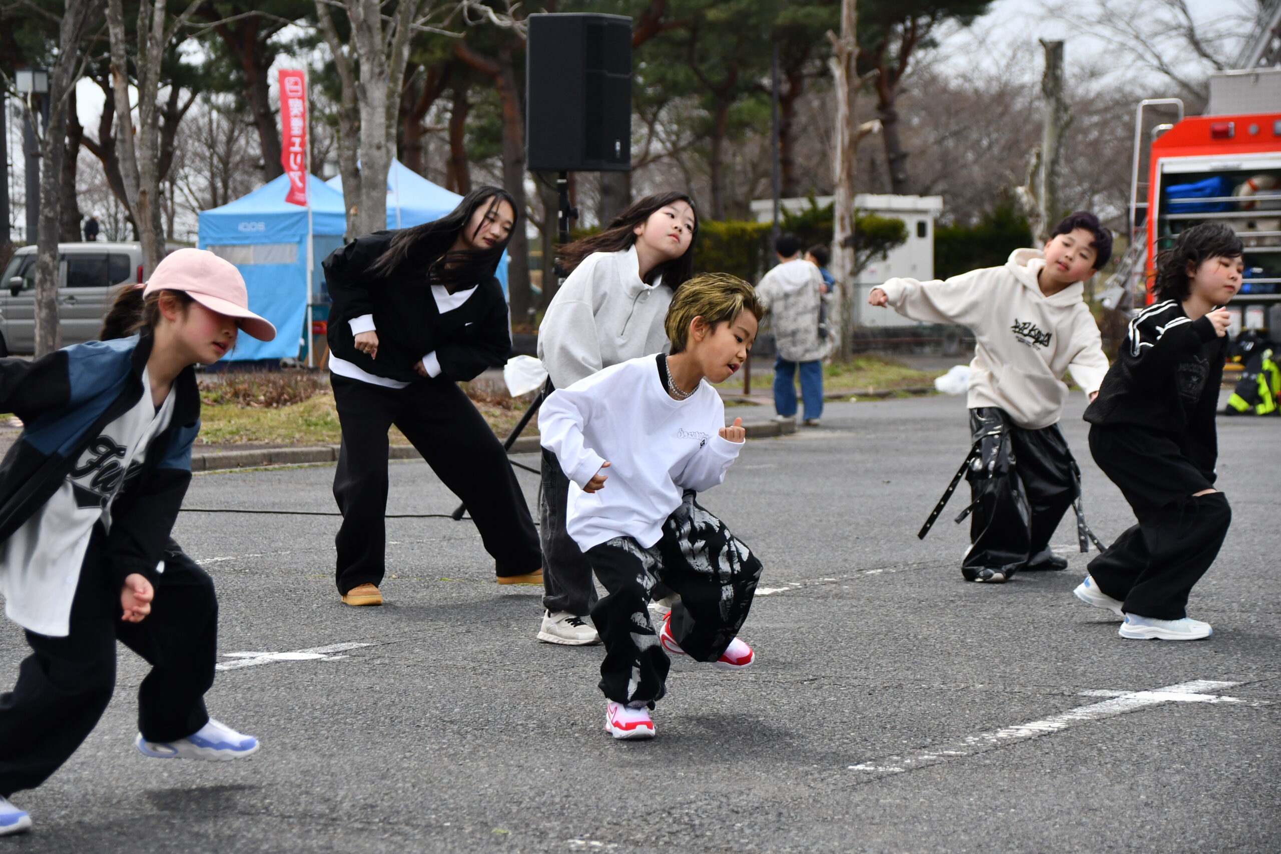 地域活性化　後押し   5日までいきスポ フェス  年代幅広くにぎわう（前沢）