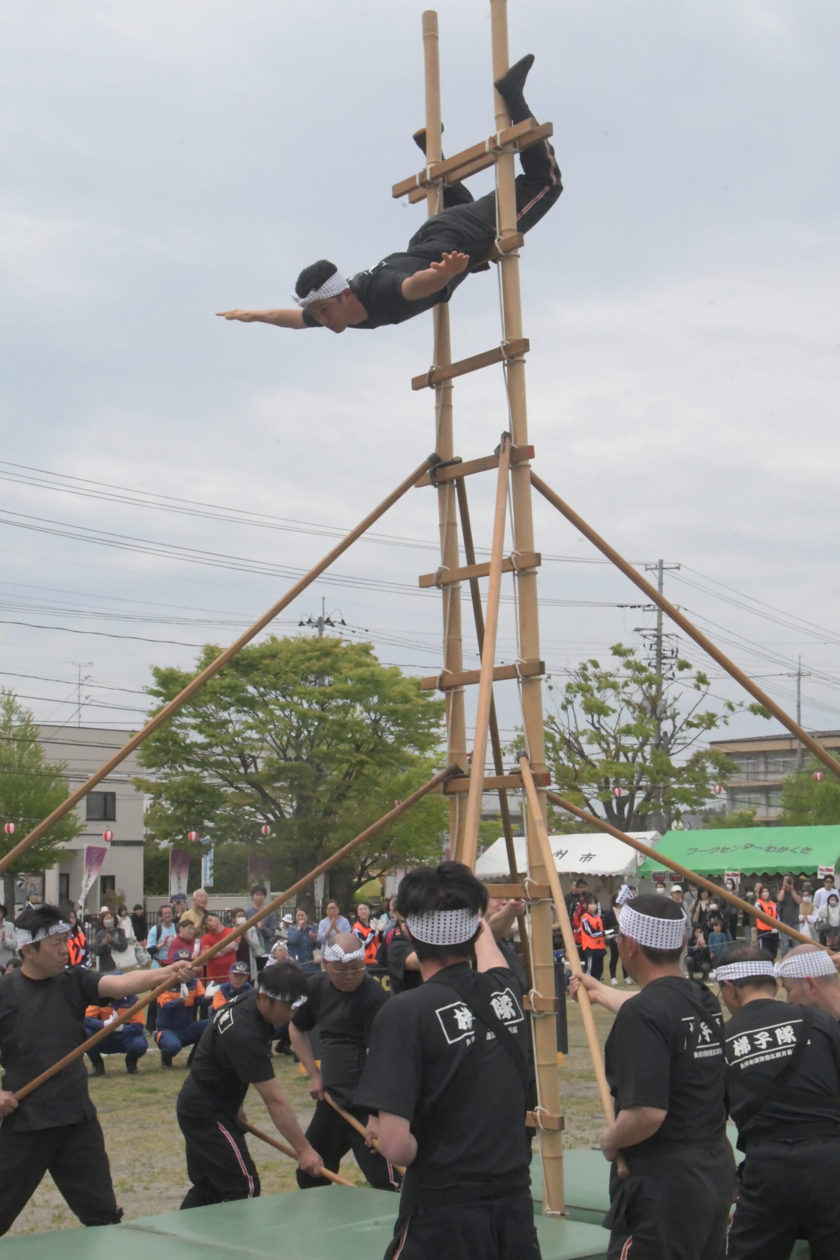 一体感　包む熱気、江刺甚句まつり 大パレードで最高潮