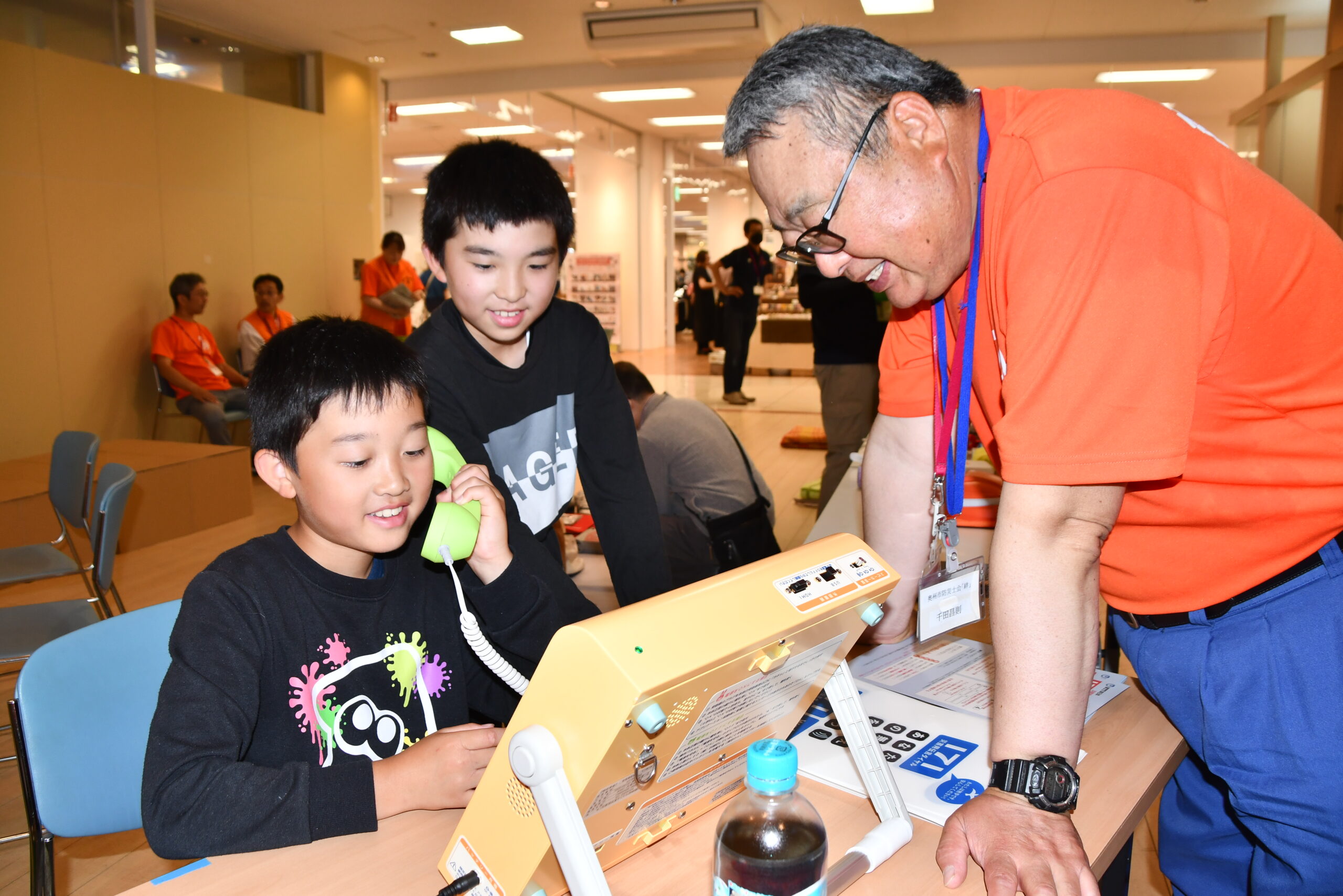 意識向上へ地域密着型　奥州市防災士会「絆」が前沢でミニ版フェア初開催