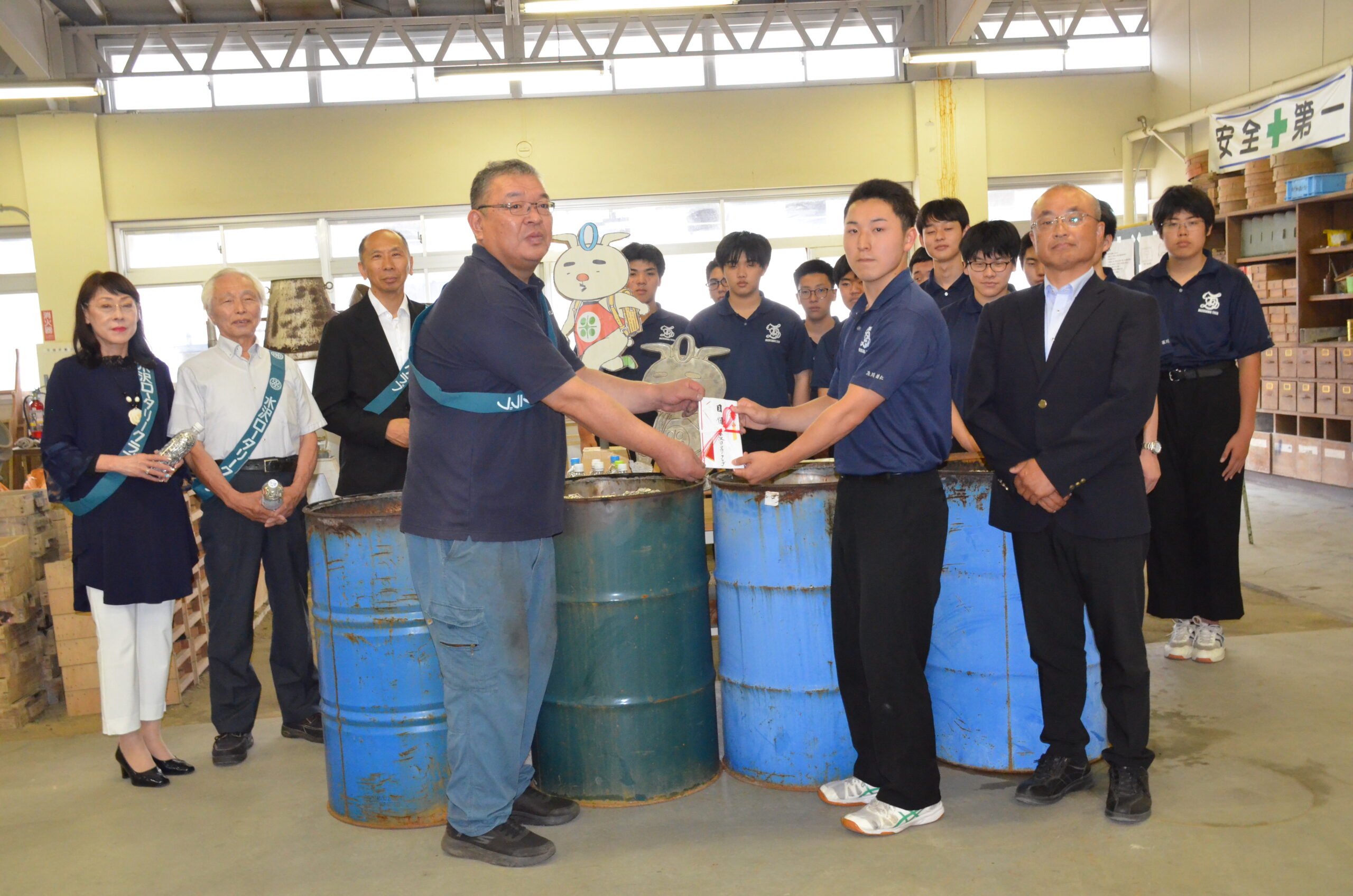【水沢工高機械工作部】交通安全願い啓発看板　製作へ鋳造研究に挑む