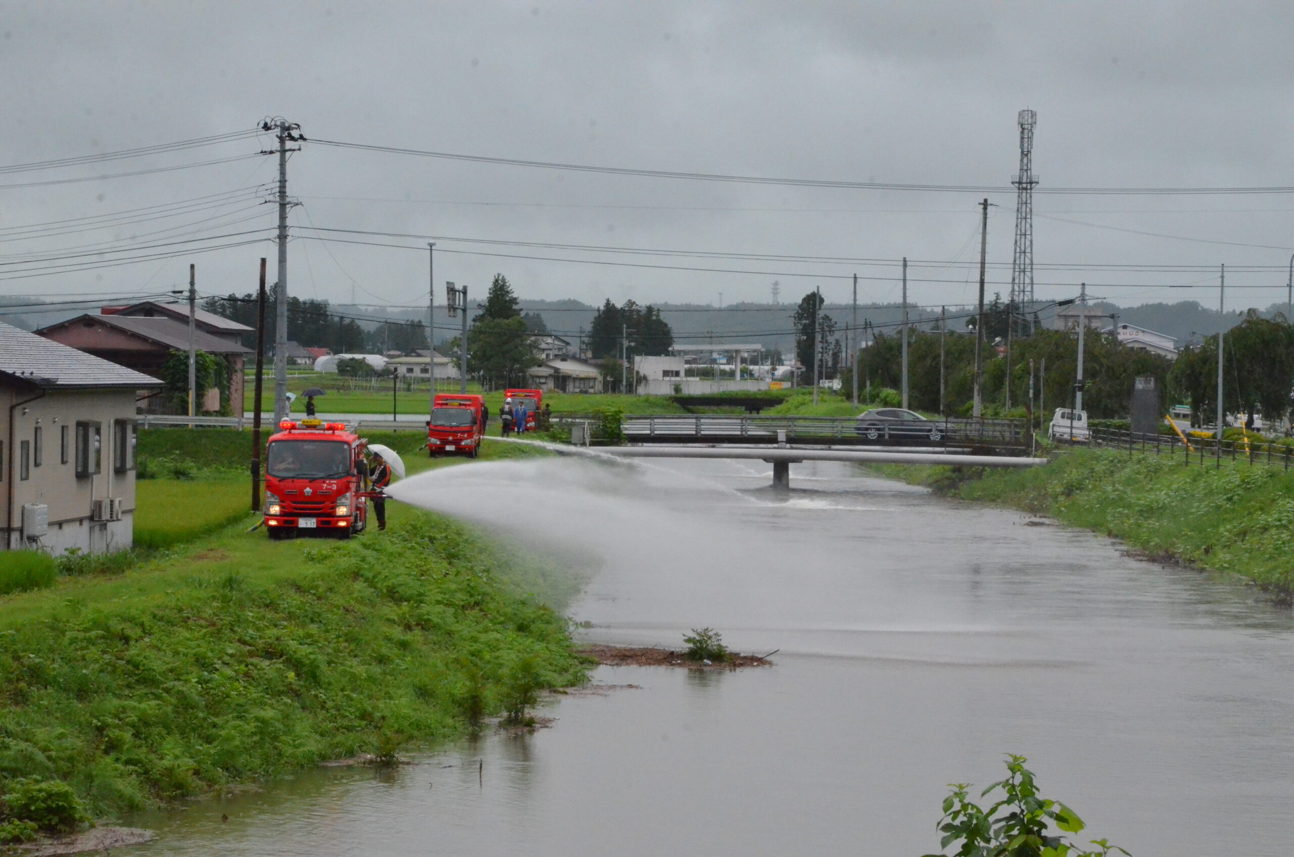 断続的に降った大雨、浸水被害　各地で