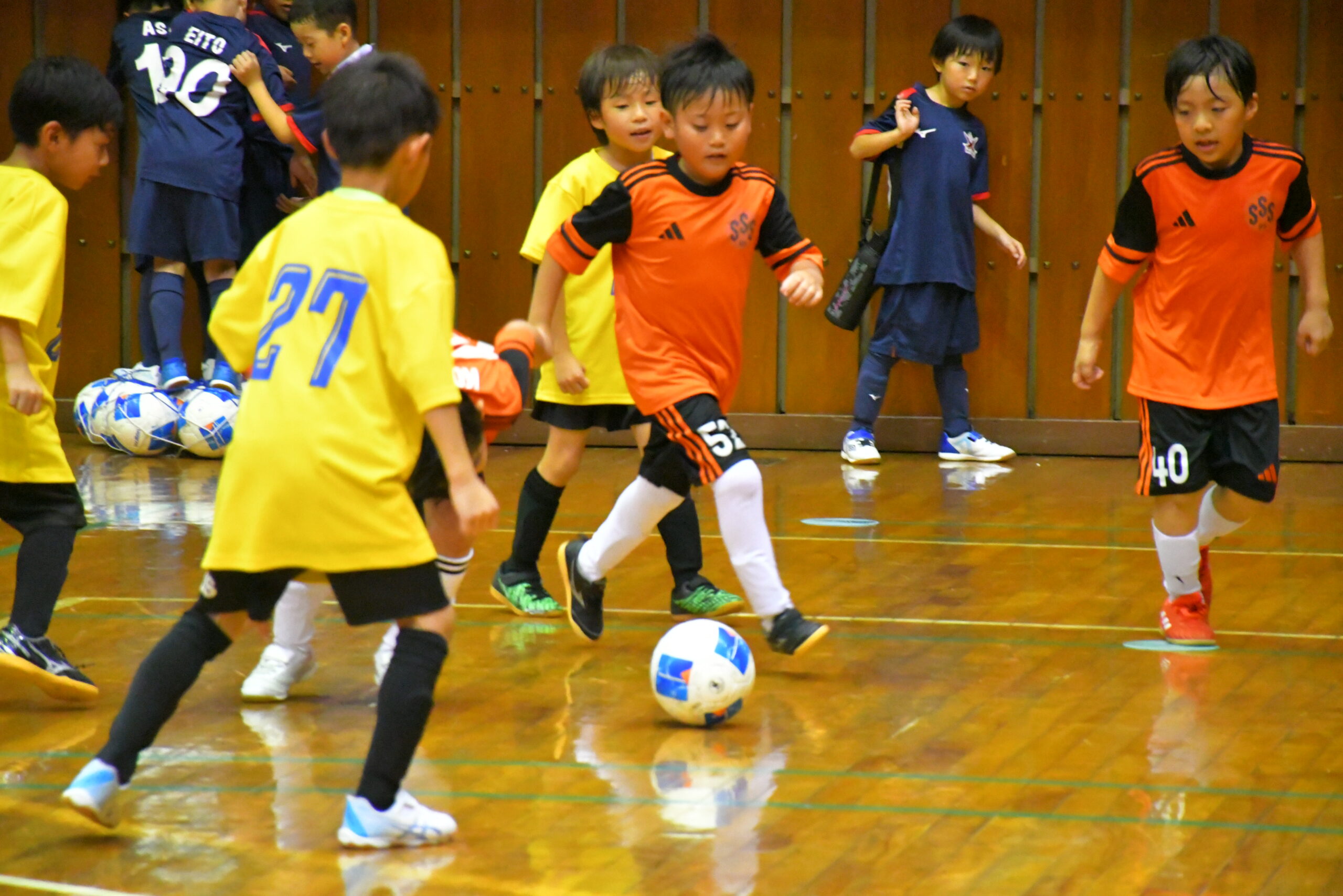 食、音楽、スポーツ　多彩に（水沢公園で「まちあるき」フェスタ）
